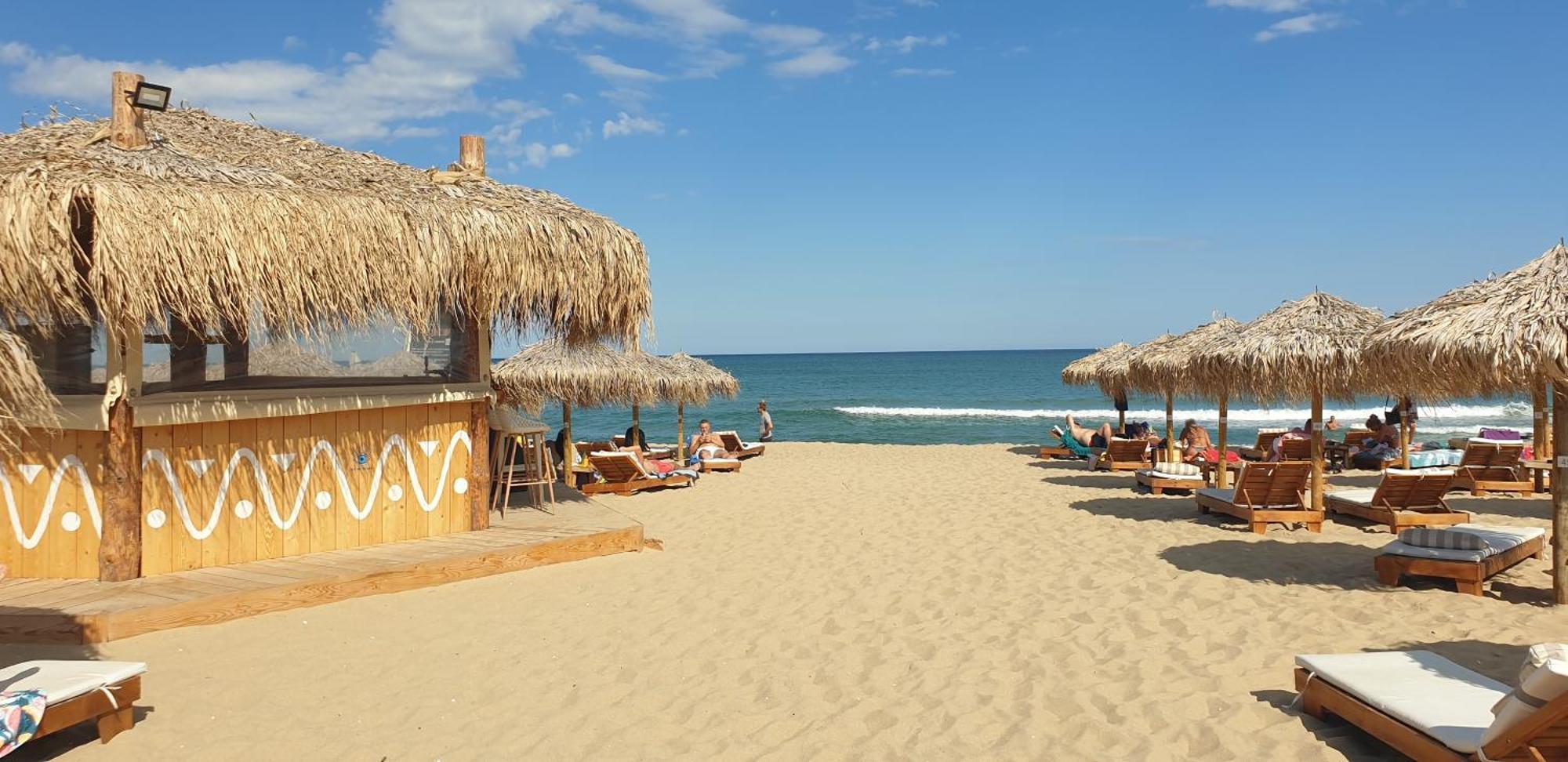 Beach View Apartment シュコルピロフツ エクステリア 写真